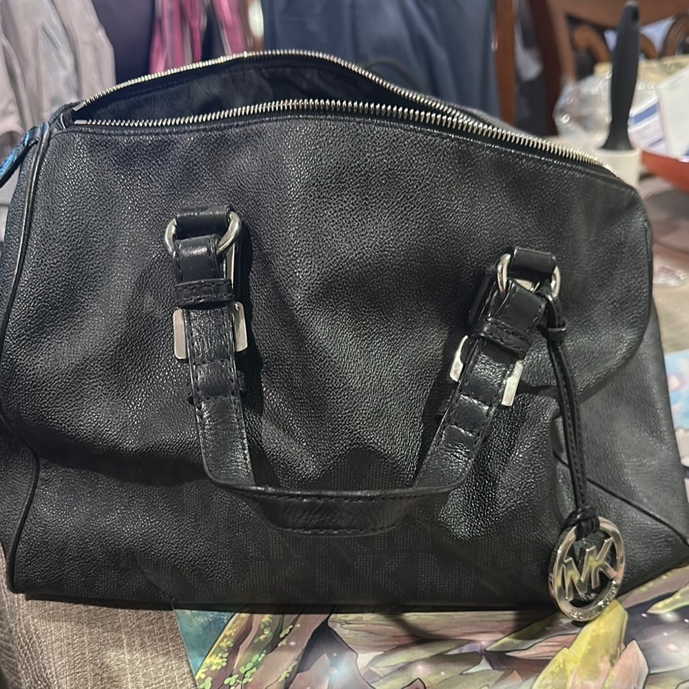 Michael Kors Black Pebbled Leather barrel bag